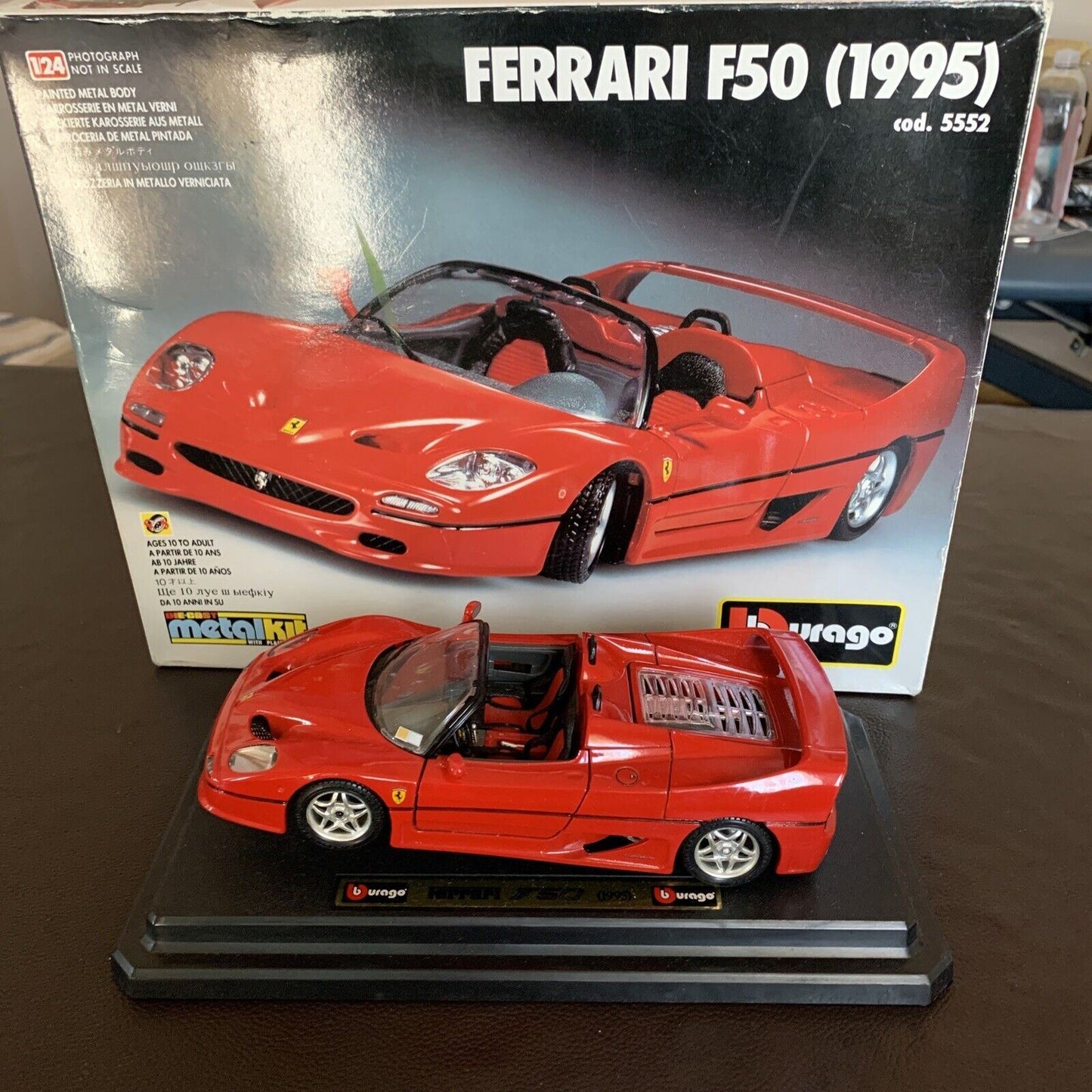 Bburago Ferrari F50 1995 1/24 Diecast Model