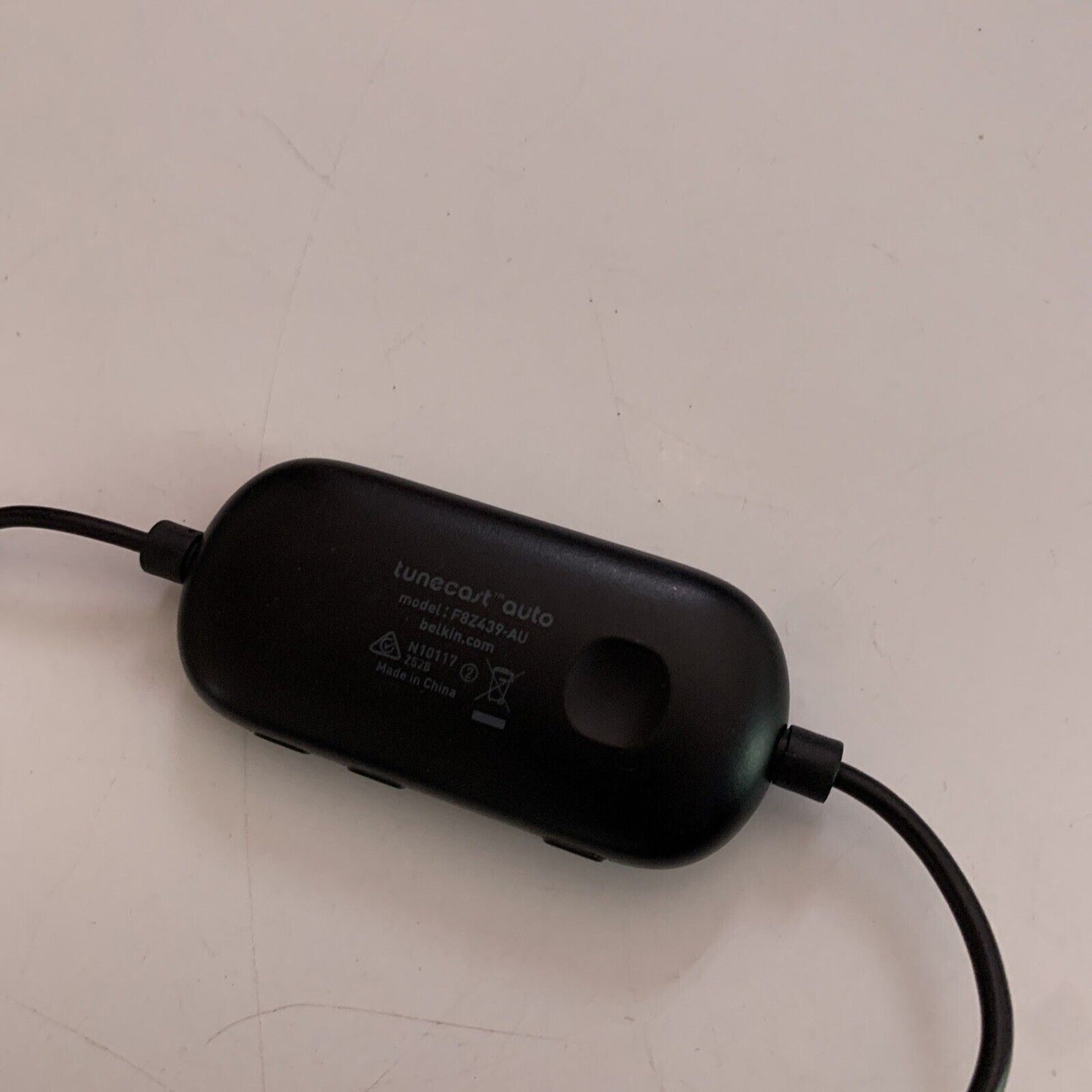 Belkin Tunecast Auto F8Z449-AU FM Transmitter & Cigarette USB Charger 3.5mm Jack