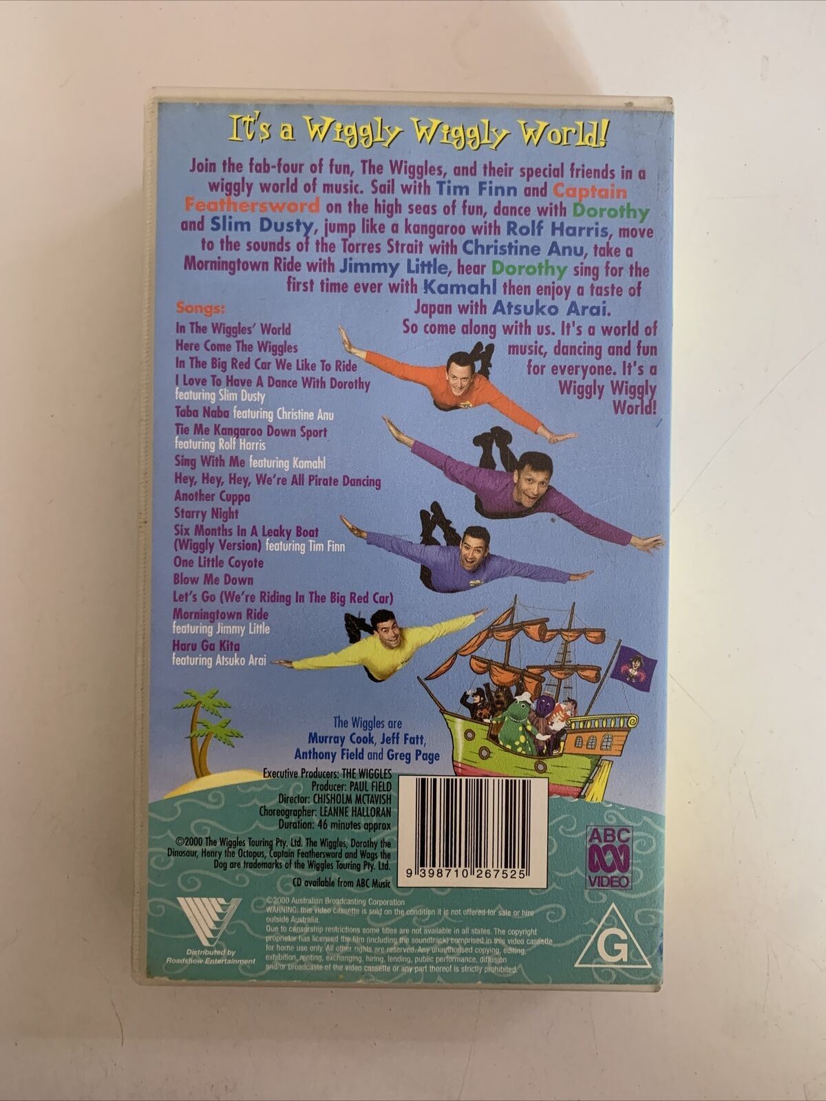 The Wiggles - It's A Wiggly Wiggly World VHS PAL Cassette ABC 2000