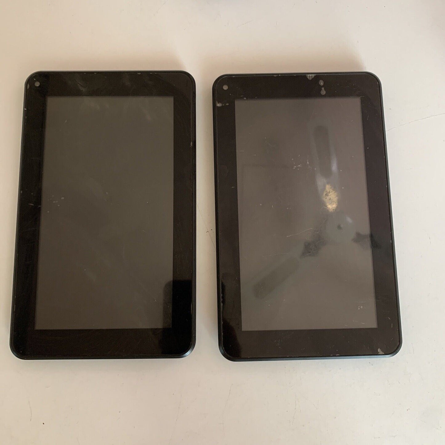 2x Laser 7" Quad Core MID-782 Tablet *Doesn't charge for parts repair