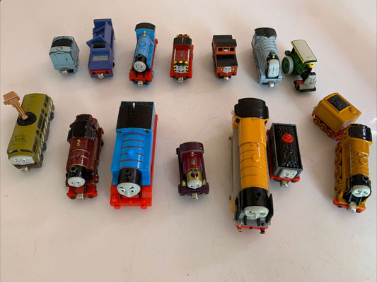 14x Thomas Tank Figure Toy Trains Diecast Rolling