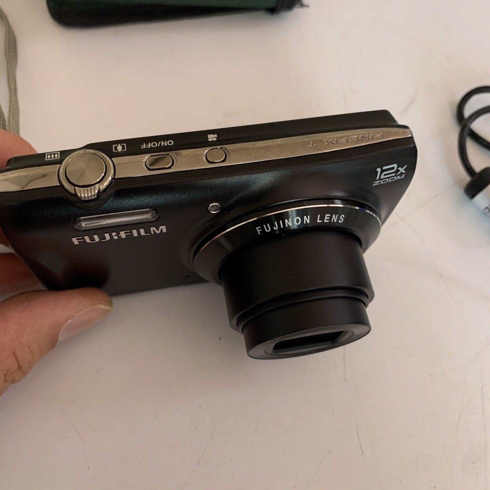 Fujifilm Finepix T550 Digital Camera 16MP 12x Optical Zoom Wide