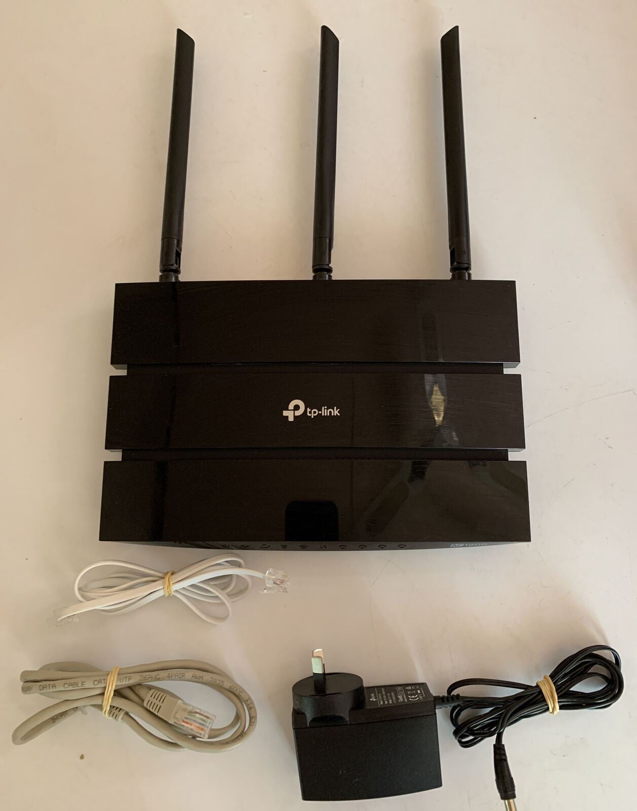 TP-LINK Archer VR400 AC1200 Wireless Wi-Fi VDSL/ADSL Modem Router Blac ...