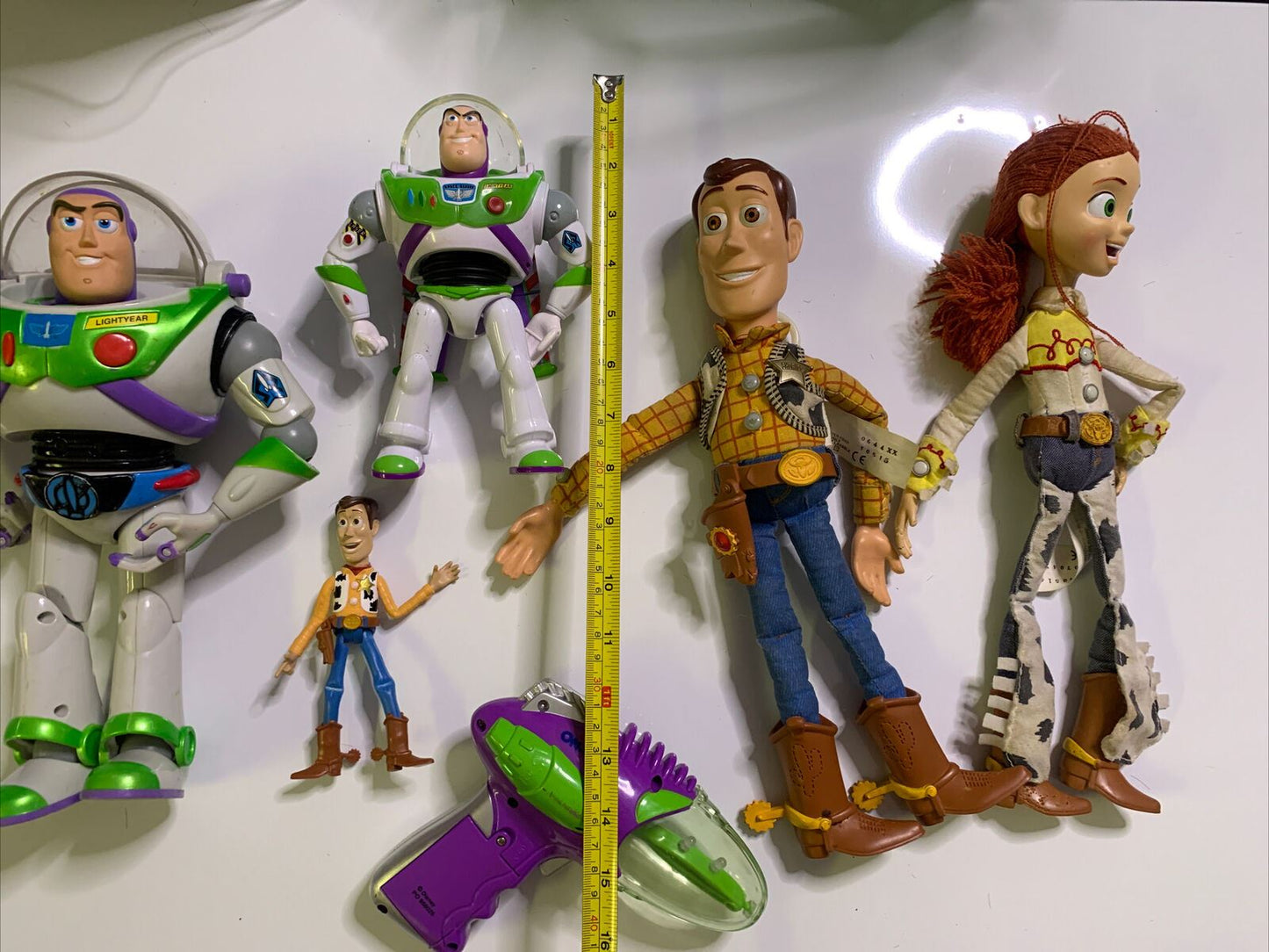 6x Toy Story Figure Buzz Lightyear Woody Jessie - Pull String - Gun Working