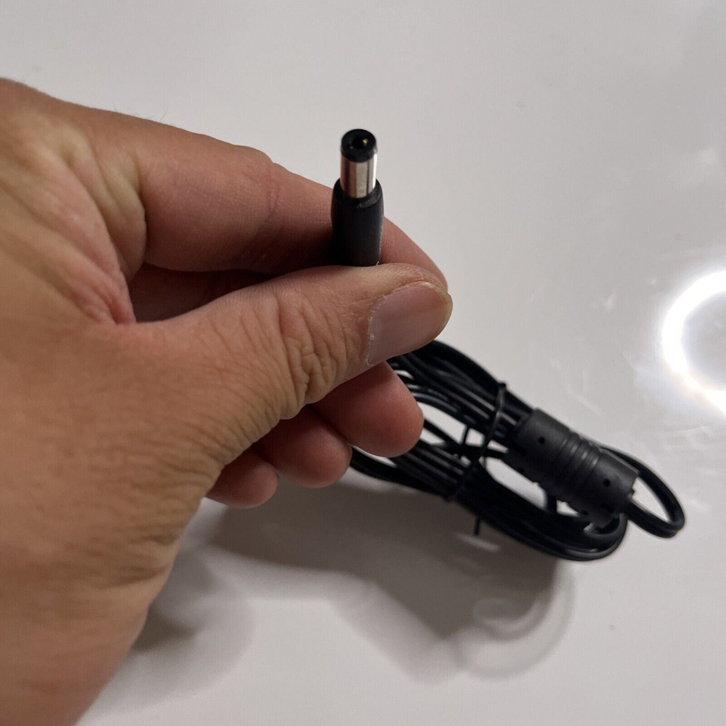 Dymo Switching Adapter DSA-18PFM-09 FAUb Power Supply 9V 2A