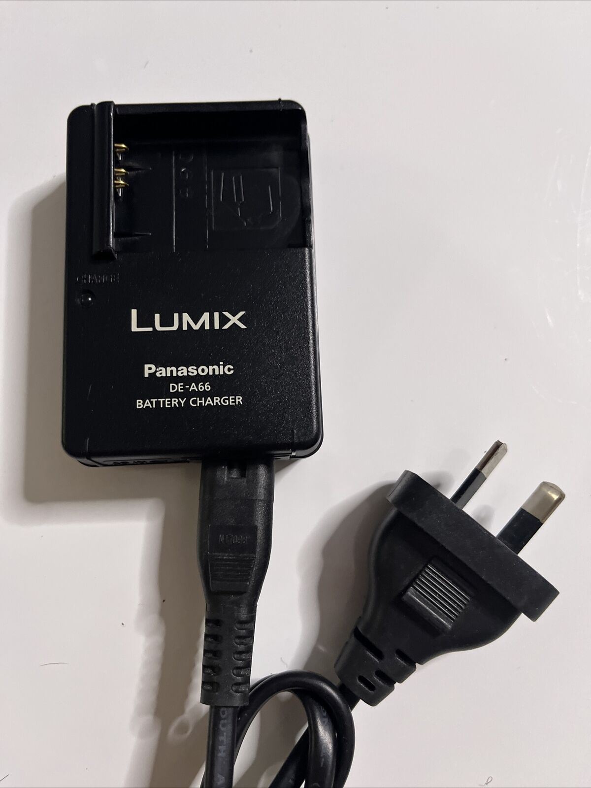 Genuine Official Panasonic Lumix DE-A66 Battery Charger