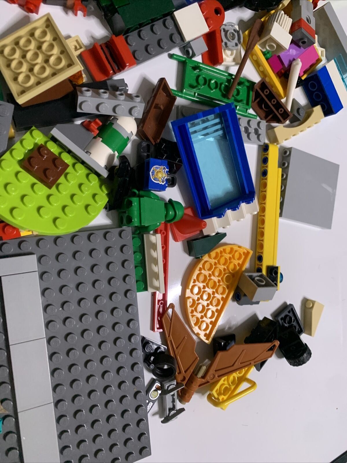 Bulk Genuine Lego Mixed Set 980g Boat Car Wheels Police Plane Pieces