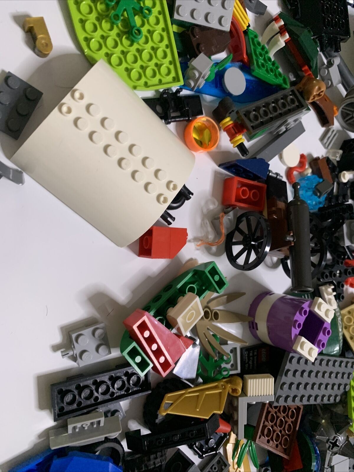 Bulk Genuine Lego Mixed Set 980g Boat Car Wheels Police Plane Pieces