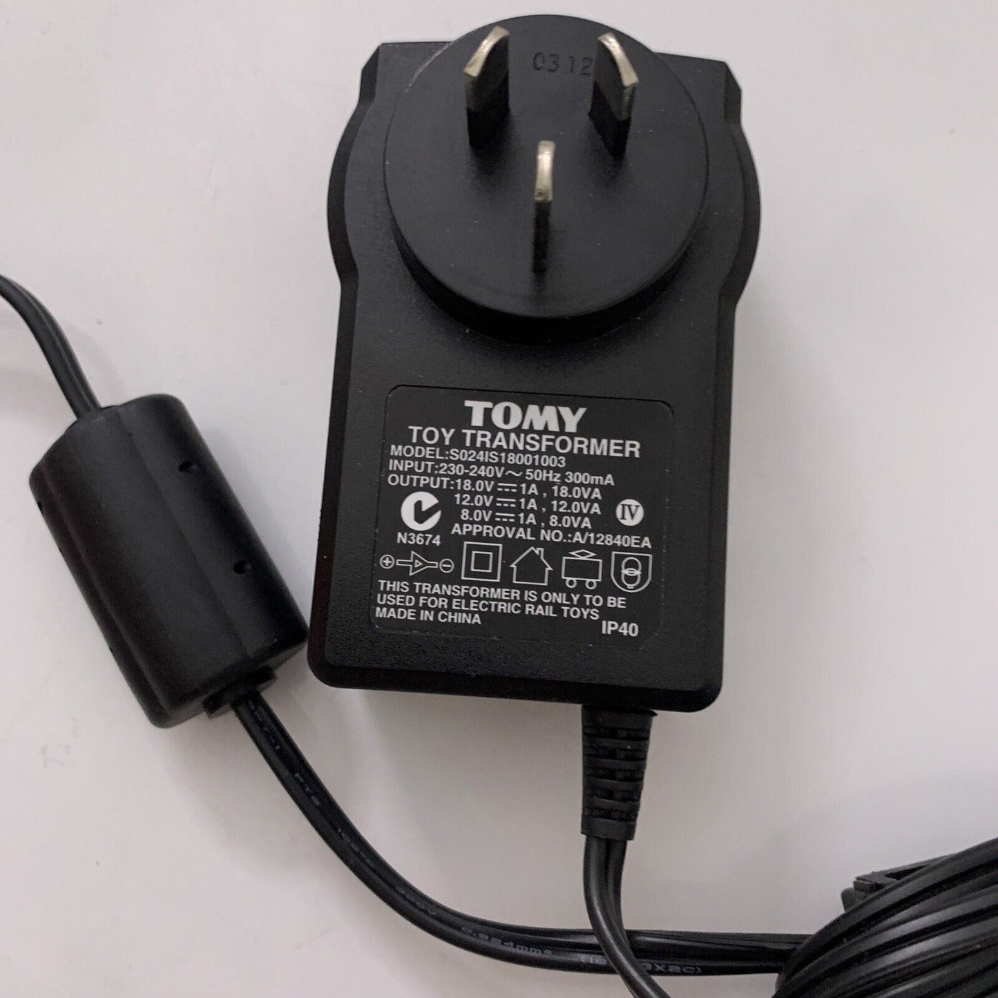 Genuine TOMY Toy Transformer S024IS18001003 18V 12V 8V