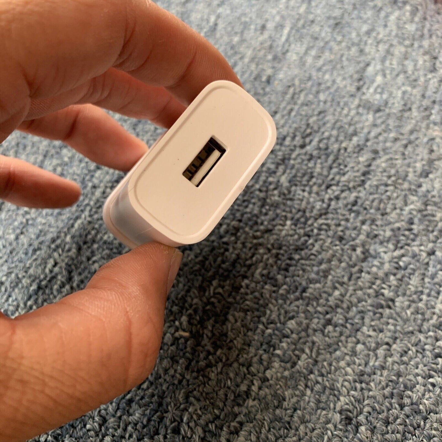 DJI Power Adapter USB QC18-AU Input: 100-240V Output: 5v 3A 9v 2A 12V 1.5A