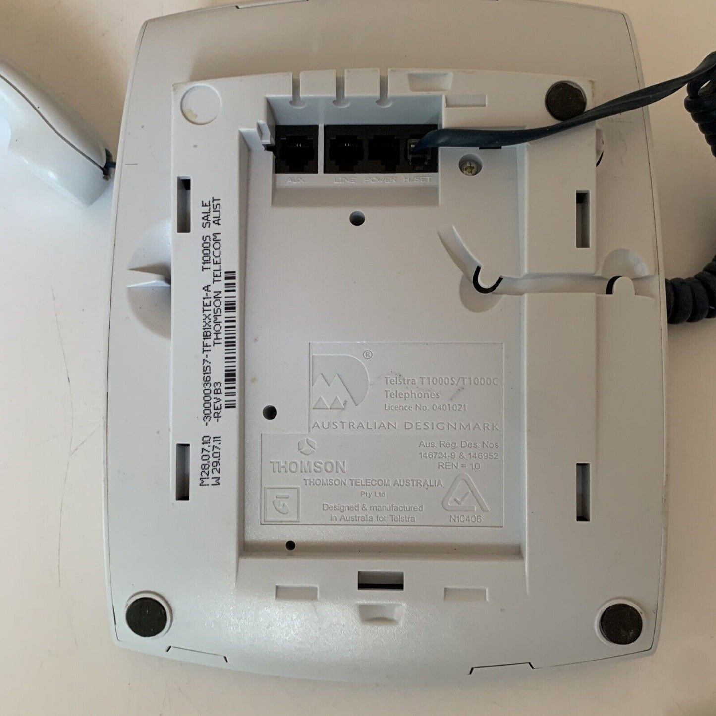 Telstra T1000S Landline Desktop Corded Telephone - NBN Compatible