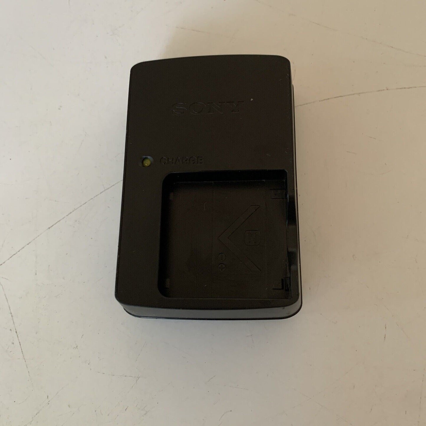 Genuine SONY BC-CSN Battery Charger for NP-BN1  BC-CSN  BC-CSNB
