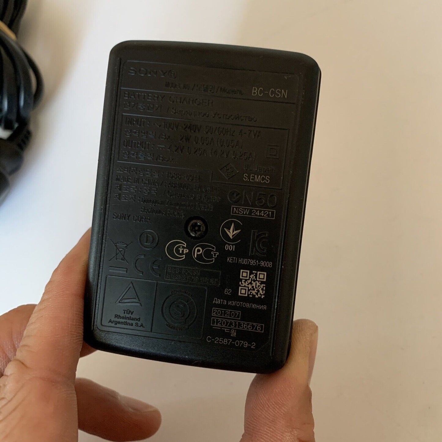 Genuine SONY BC-CSN Battery Charger for NP-BN1  BC-CSN  BC-CSNB