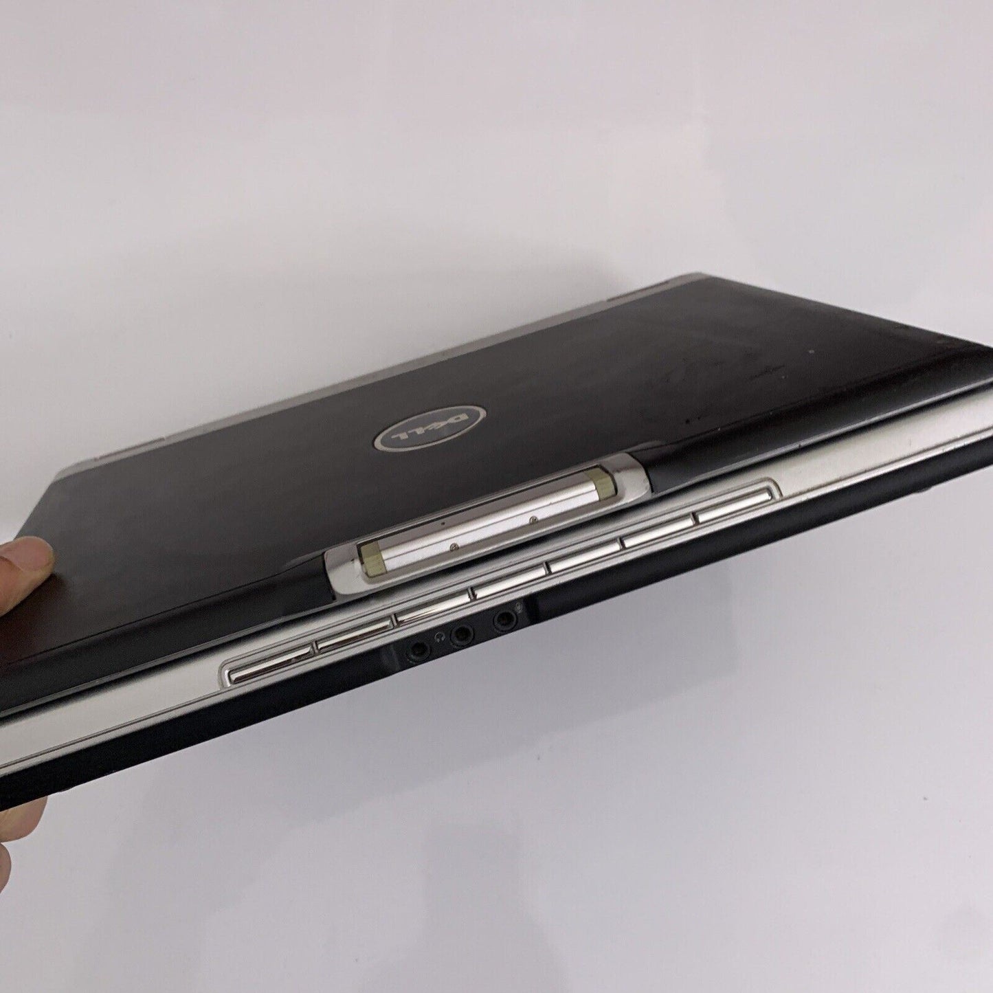 Dell XPS M1210 12" Intel Core 2 2GB 100GB DVD+/-RW Windows 7 Laptop