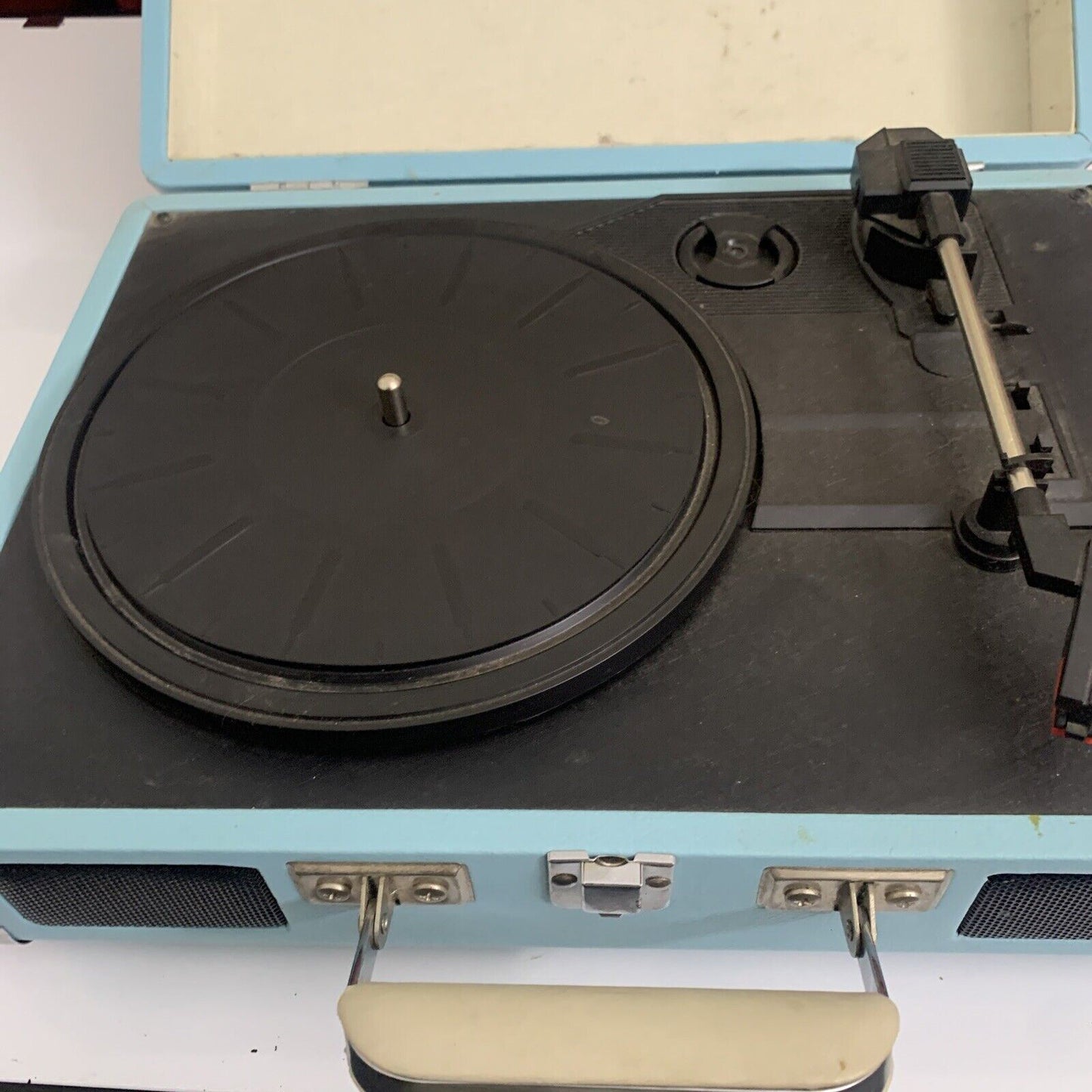 Crosley Vinyl Record Player With Built-in Speakers * Requires Needle Replacement