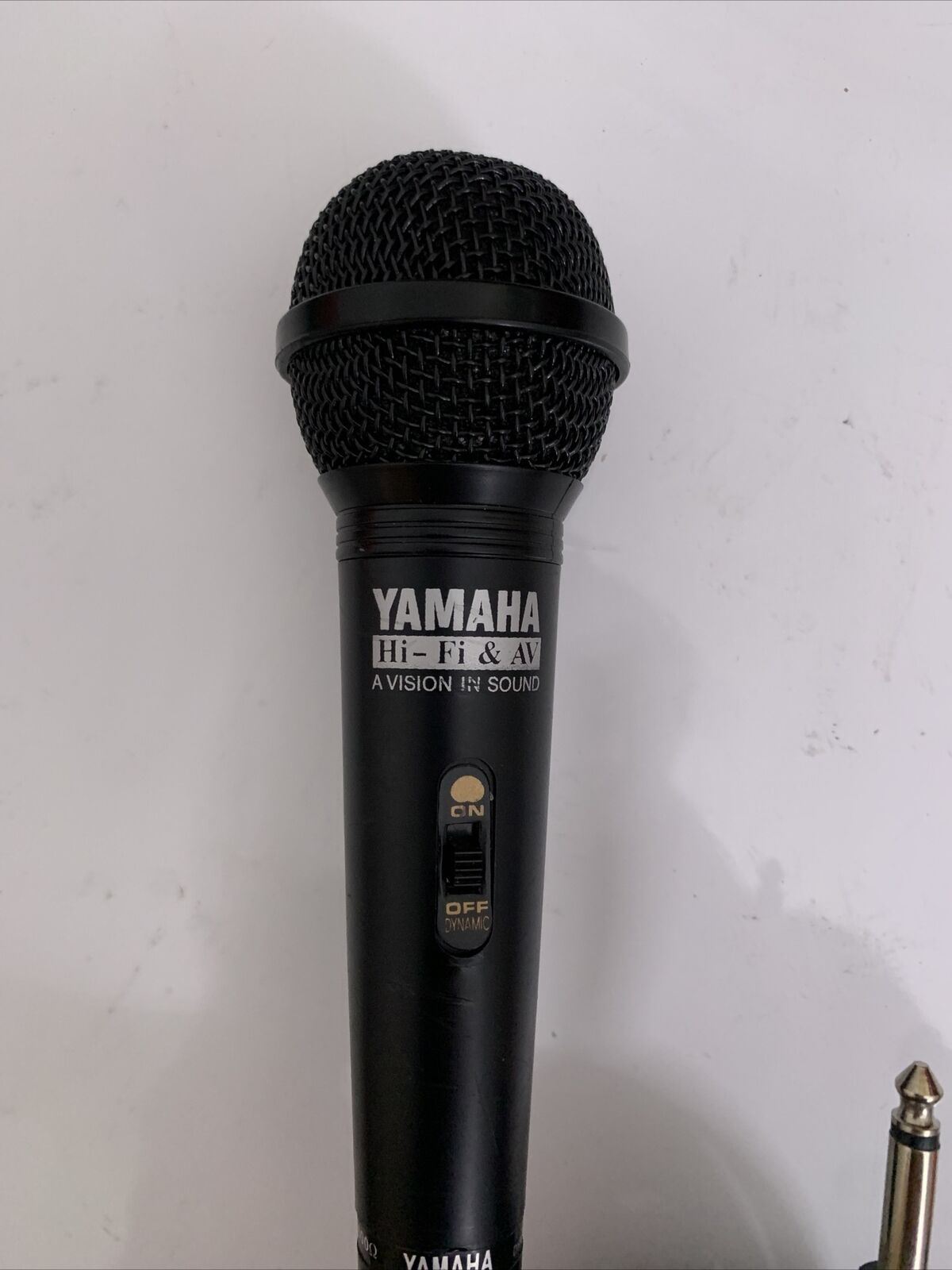 Yamaha Uni-Directional Dynamic Microphone YM-2000 Hi-Fidelity