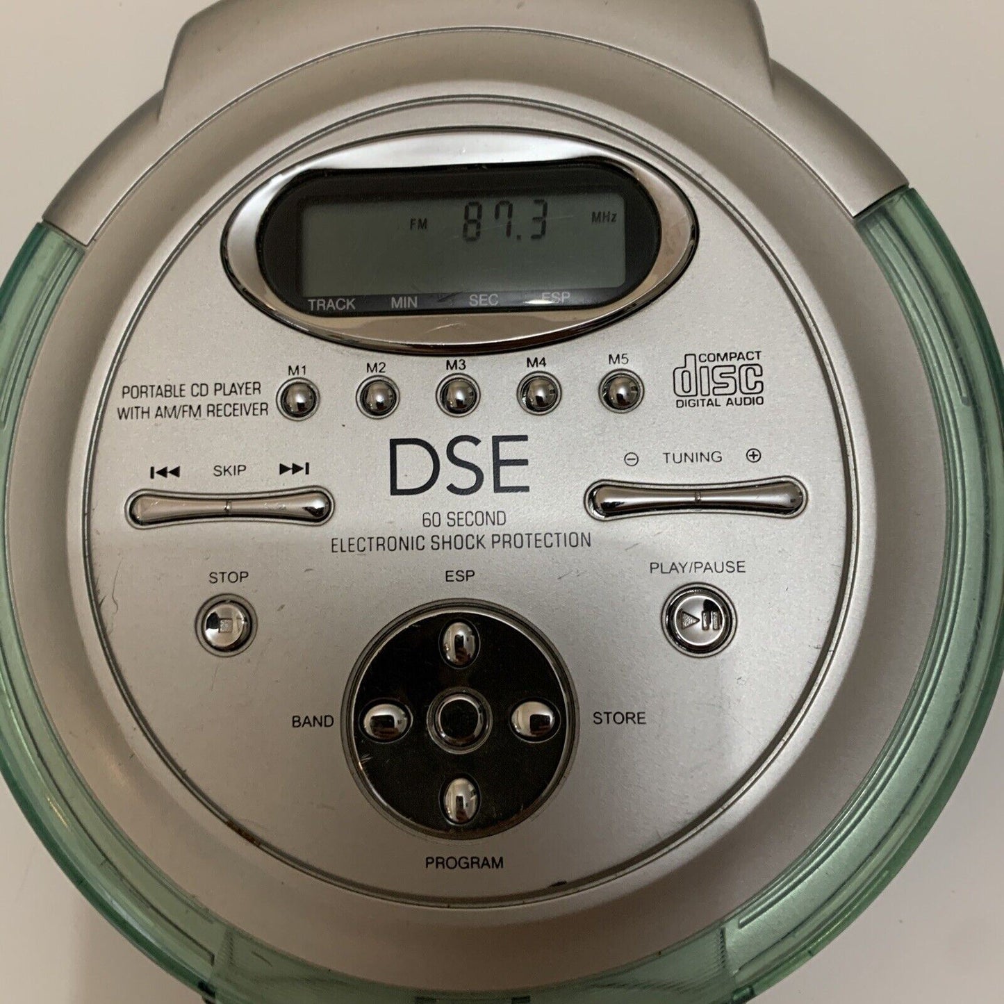 DSE Portable CD Player Discman with AM/FM Radio A2229