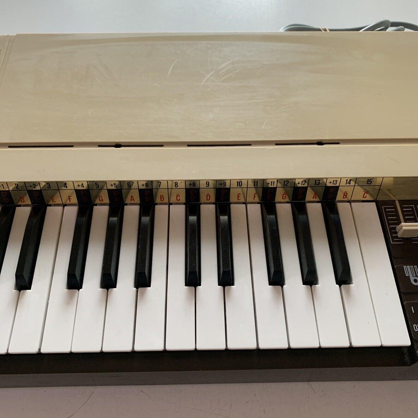 Bontempi Electric Chord Organ B4 Electric Air Power 8-Chord Organ Made in Italy