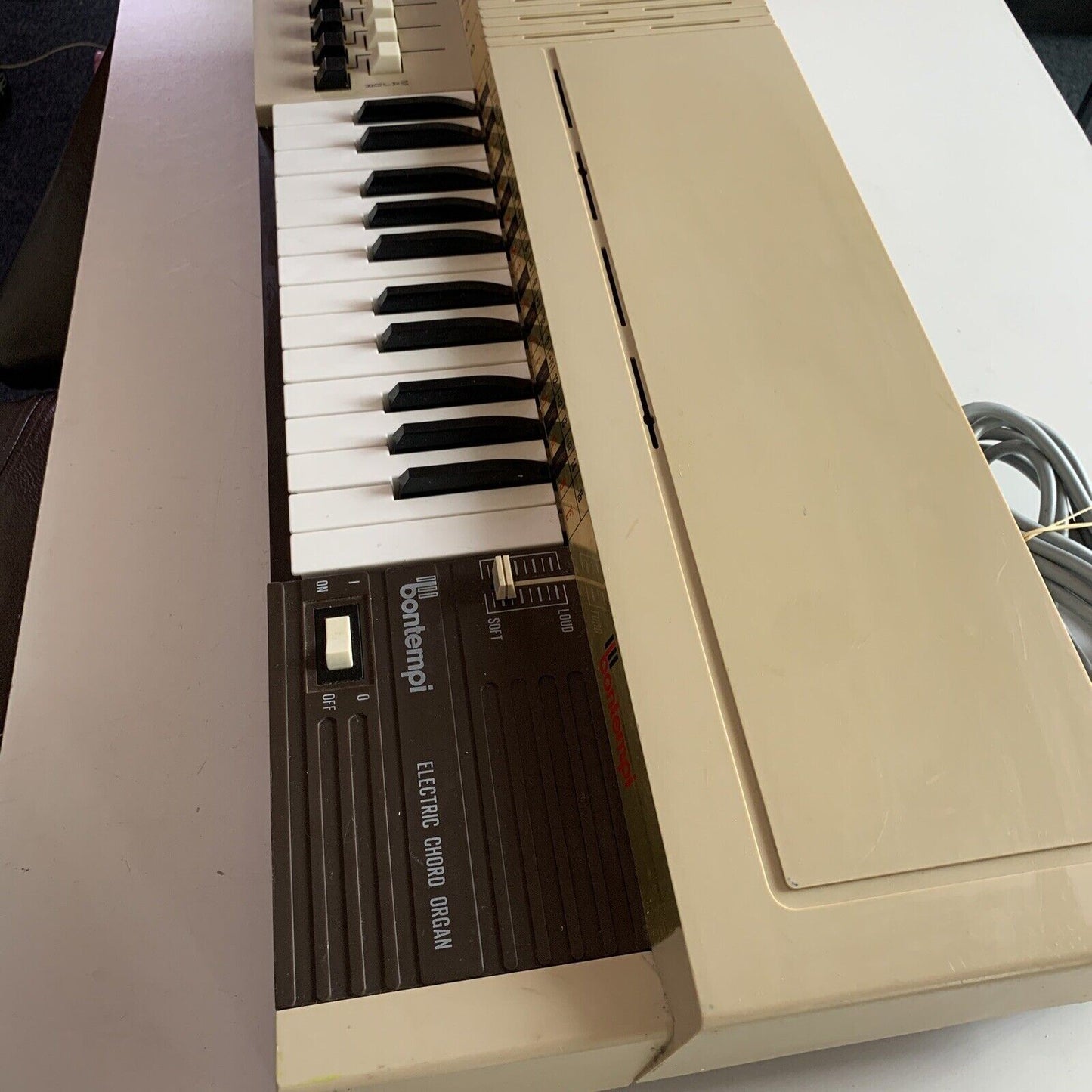 Bontempi Electric Chord Organ B4 Electric Air Power 8-Chord Organ Made in Italy