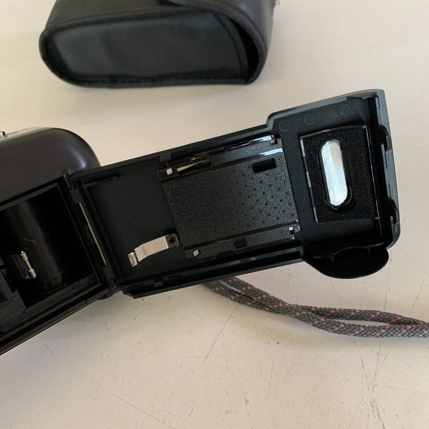 Hanimex snapshot 30 Point & Shoot 35mm Film camera *For Parts Or Repair