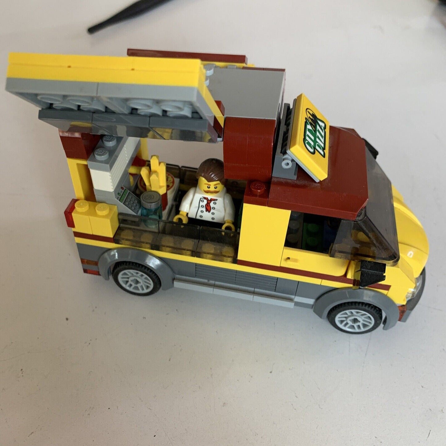 Lego City Plaza Pizza Food Truck