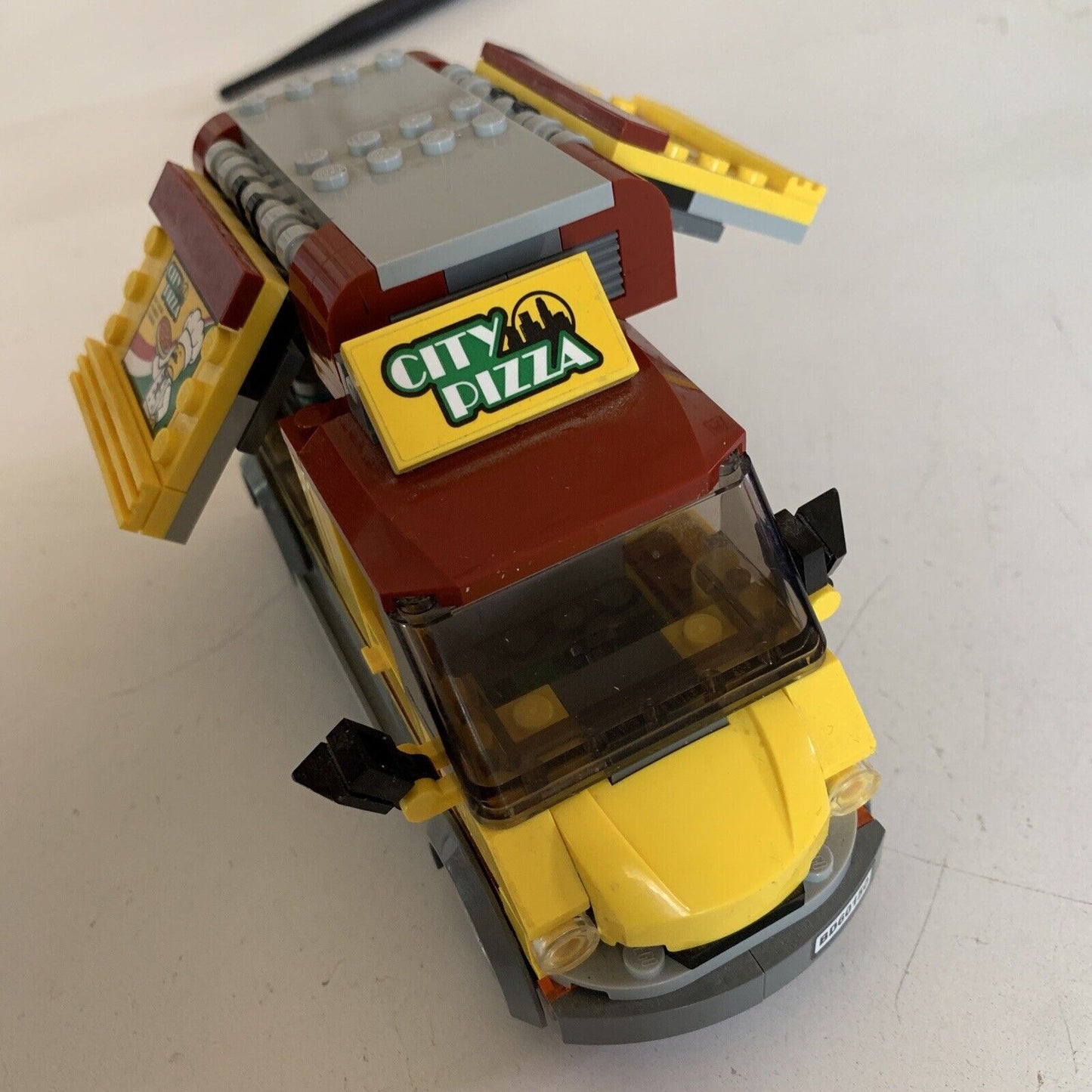 Lego City Plaza Pizza Food Truck