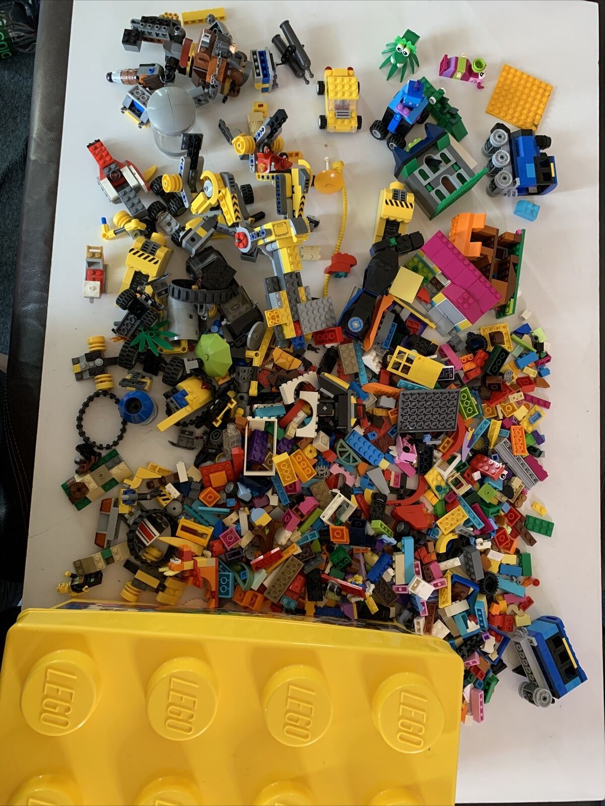 Lego Bulk Assorted Technic Wheels Belts City Friends & More 2.4kg