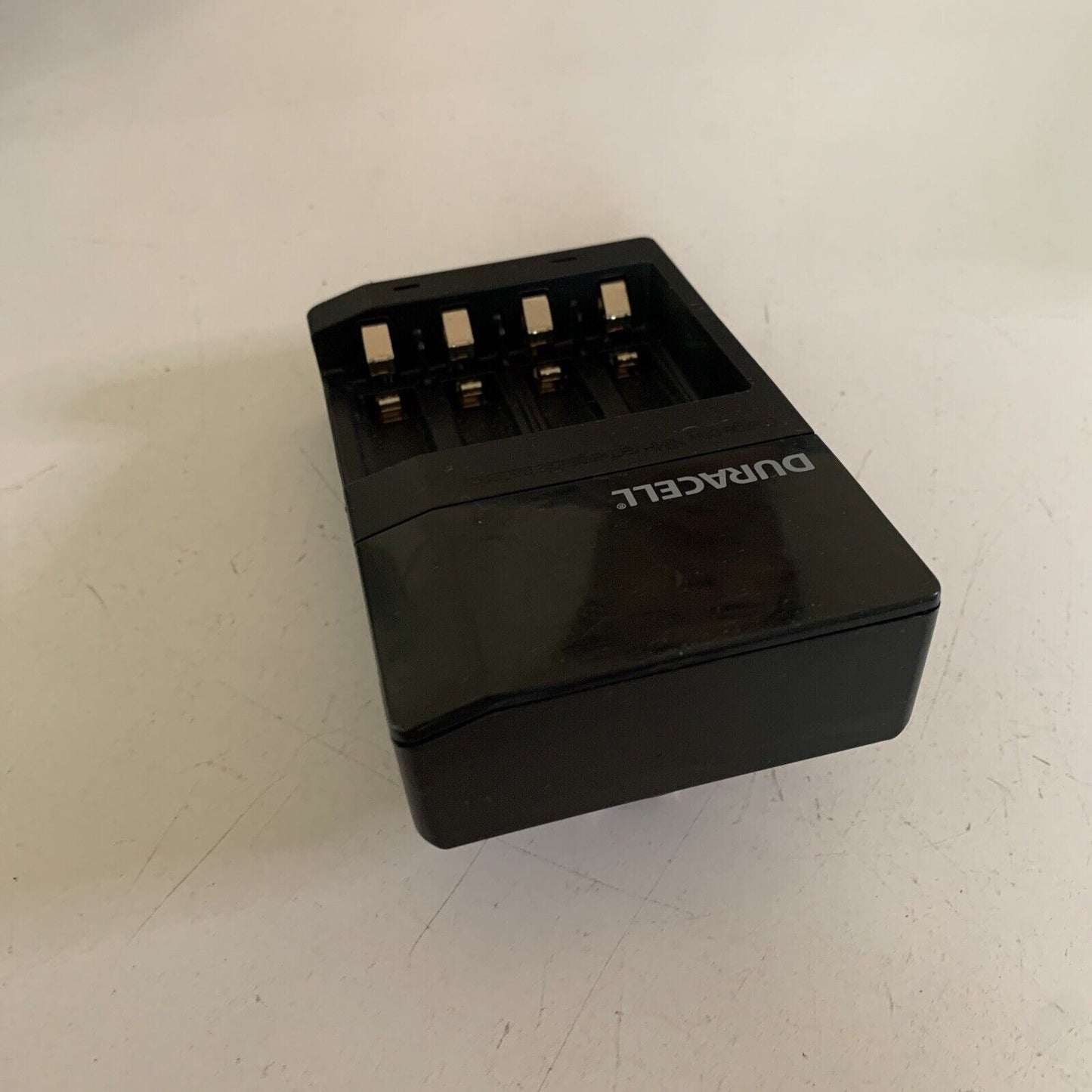 Duracell NiMH Hi-Speed Battery Charger CEF14AU4 - Fast Charges AA/AAA Batteries