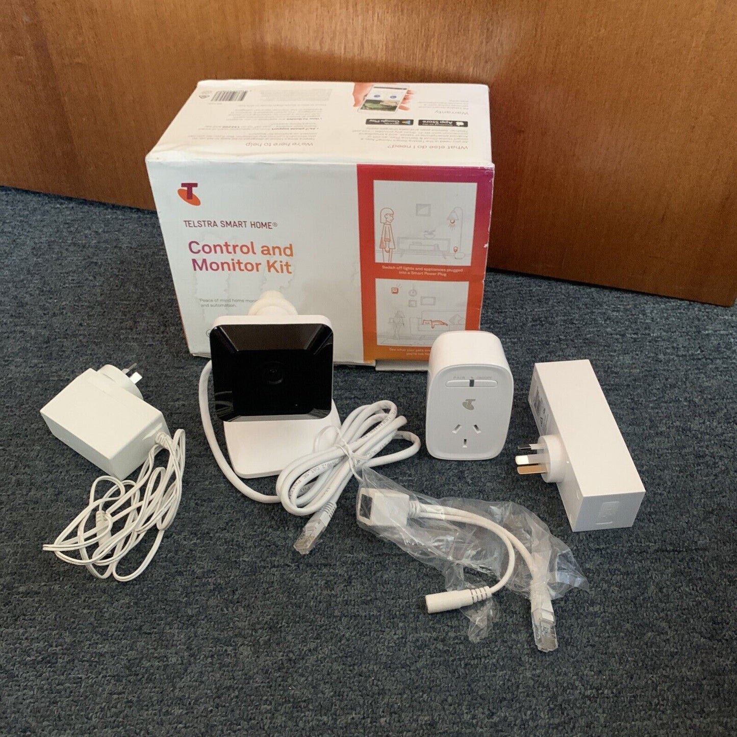 Telstra Smart Home Control & Monitor Kit contain hub, Camera, Smart Power Outlet