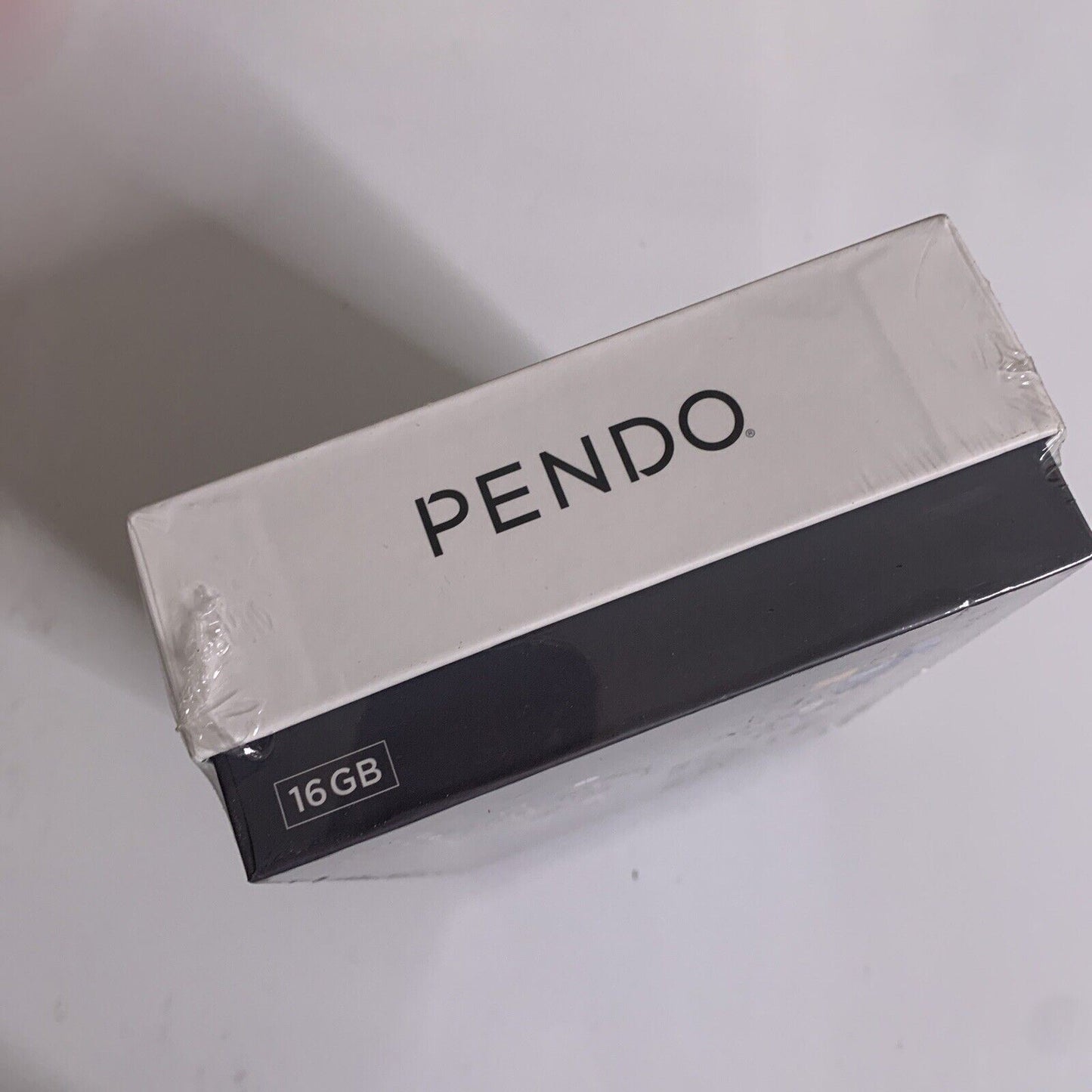 Pendo Pad 7" Windows 8.1 Tablet 16GB NEW