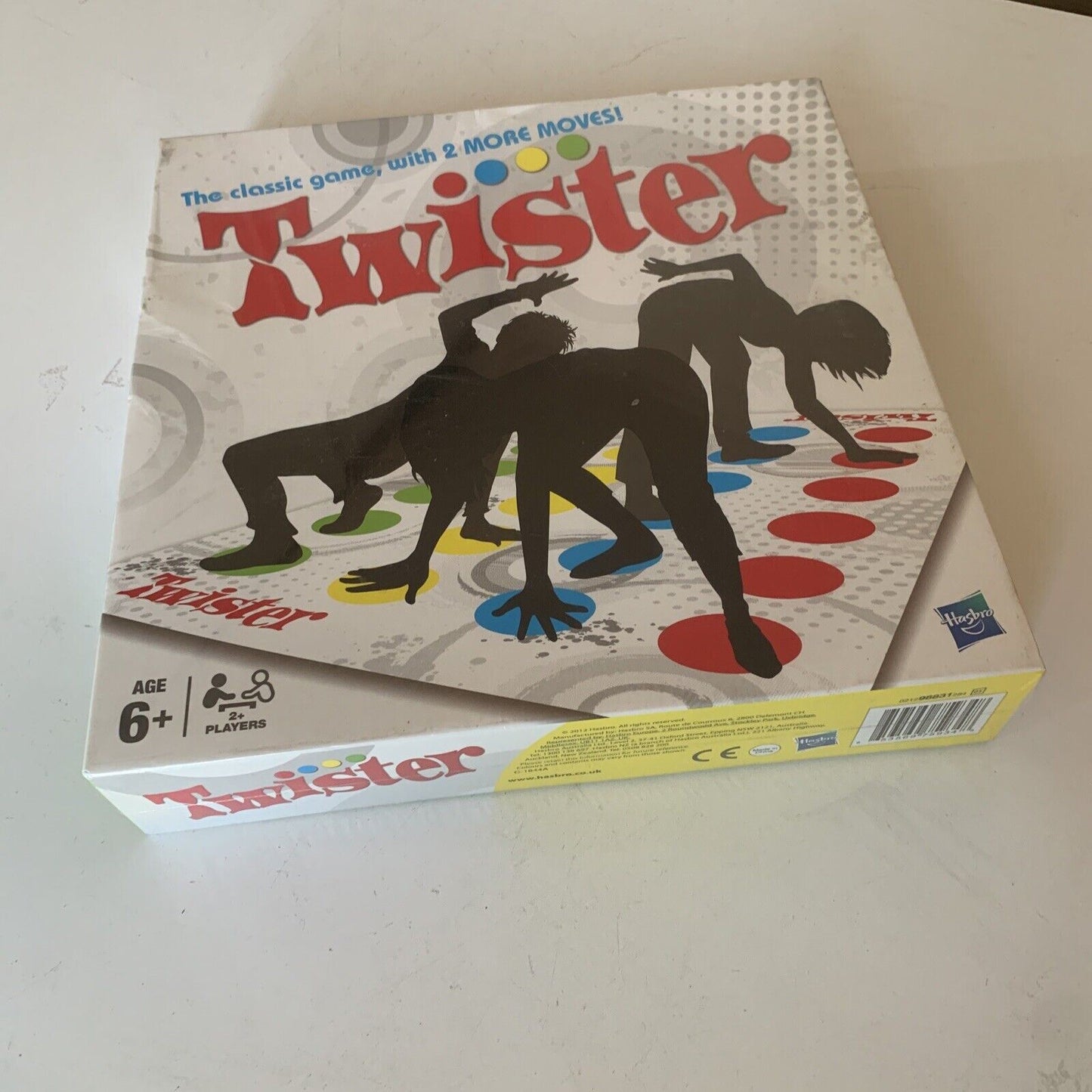 *New Sealed* Hasbro Twister Party Board Game with 2 Extra Moves