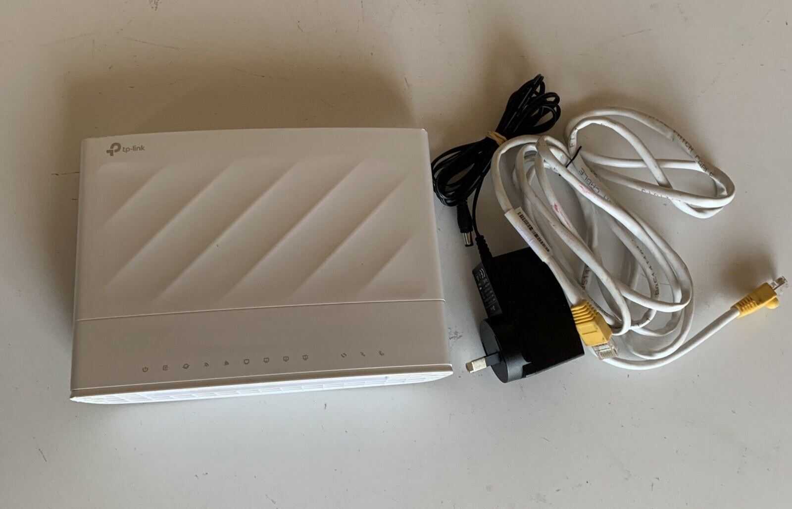 TP-Link VX230v AX1800 Dual-Band Wi-Fi 6 Dual Band WiFi Modem Router Ea ...