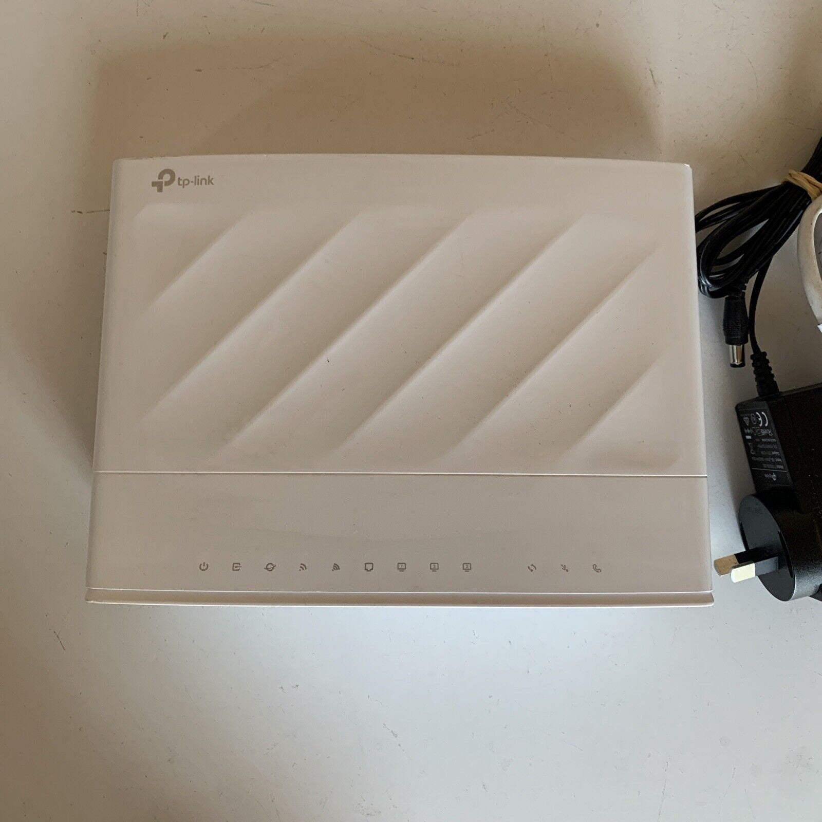 TP-Link VX230v AX1800 Dual-Band Wi-Fi 6 Dual Band WiFi Modem Router Ea ...