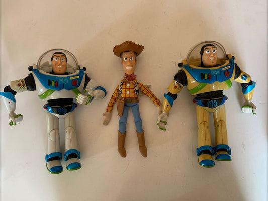 2x Buzz Lightyear Blue Belt Hasbro 2001 Action Figure & Woody 11" Disney Toy sto