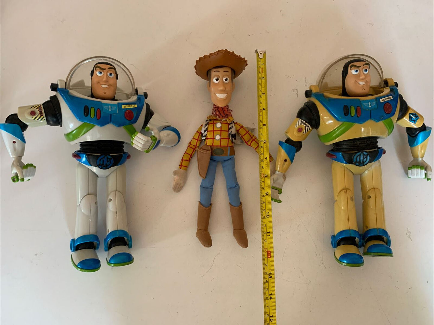 2x Buzz Lightyear Blue Belt Hasbro 2001 Action Figure & Woody 11" Disney Toy sto