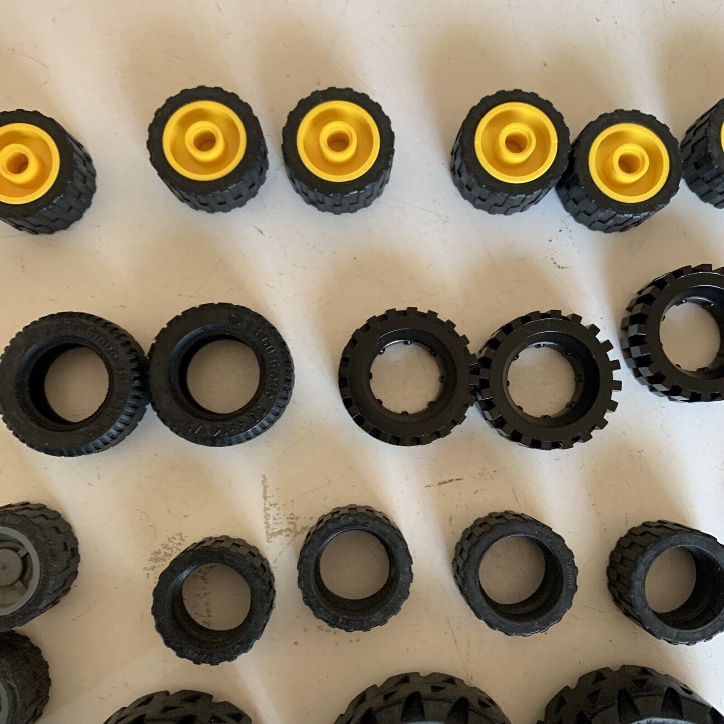 43x Lego Mindstorms Wheels Tires parts