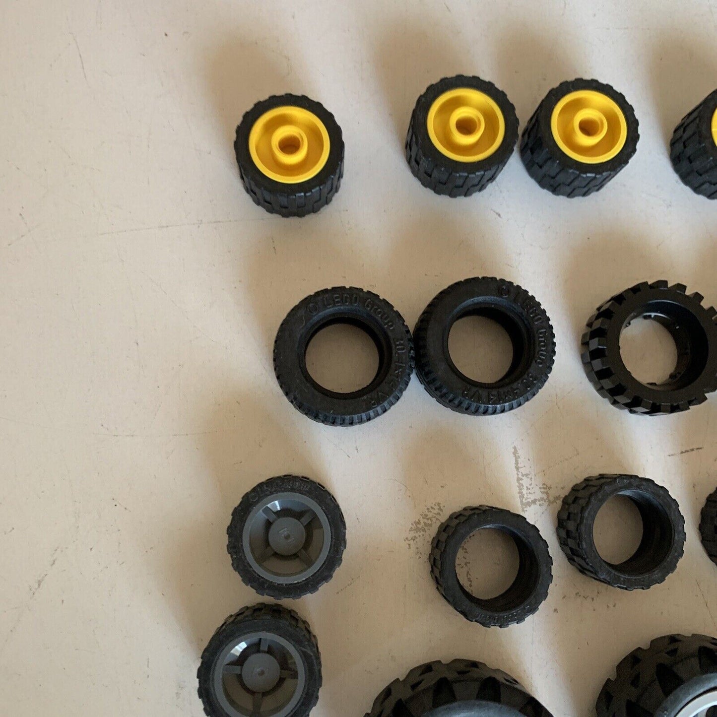 43x Lego Mindstorms Wheels Tires parts