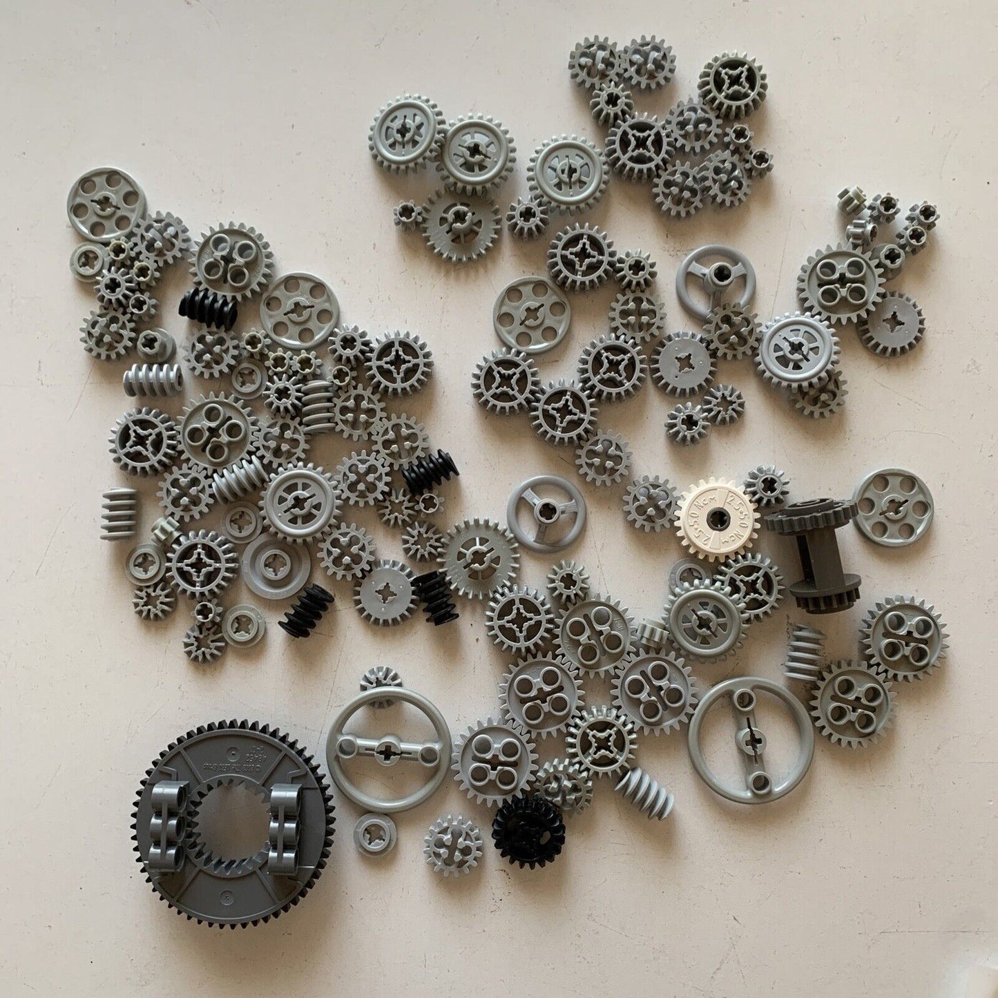 119x Lego Mindstorms Cogwheel Gears Genuine