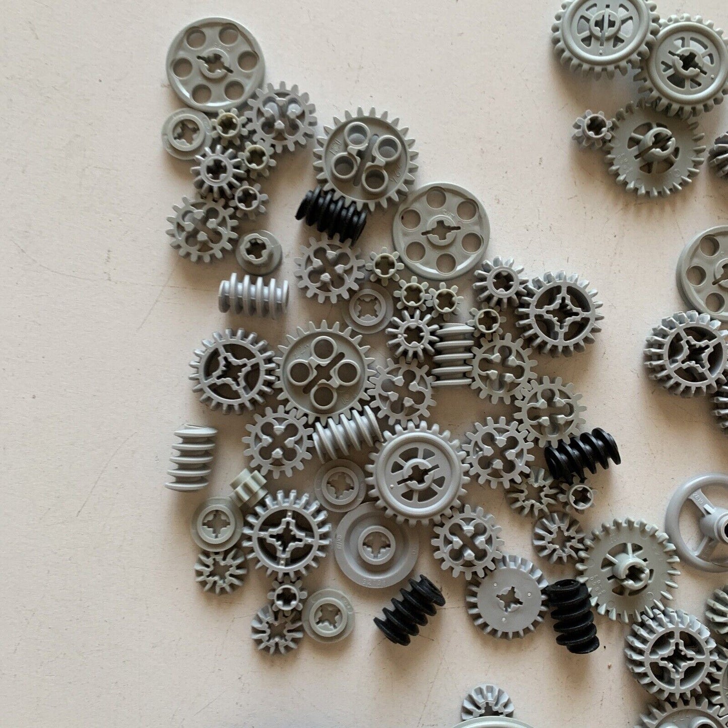 119x Lego Mindstorms Cogwheel Gears Genuine