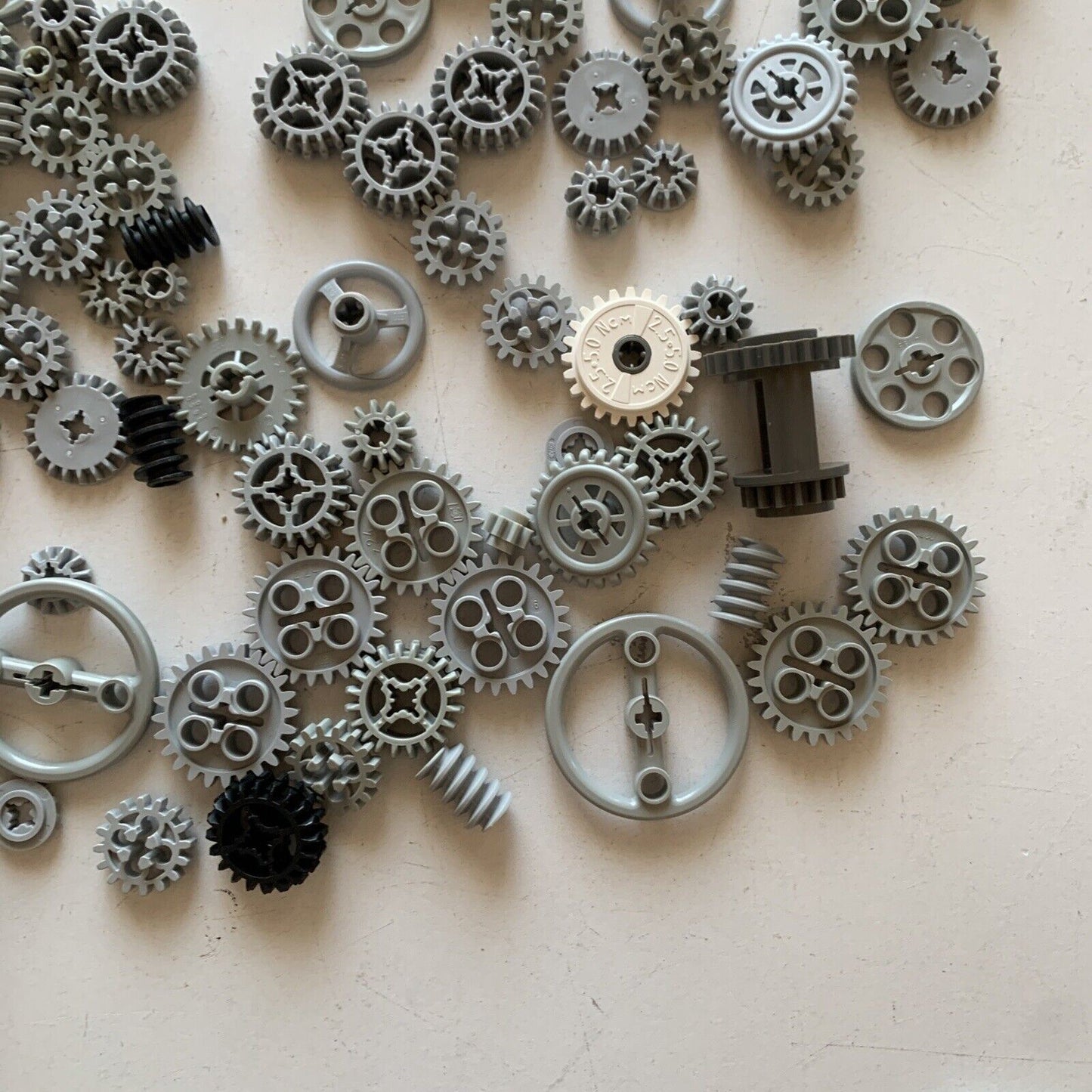 119x Lego Mindstorms Cogwheel Gears Genuine