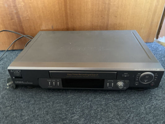 Sony SLV-EZ11 VHS Player PAL/NTSC Playback *For parts or repair