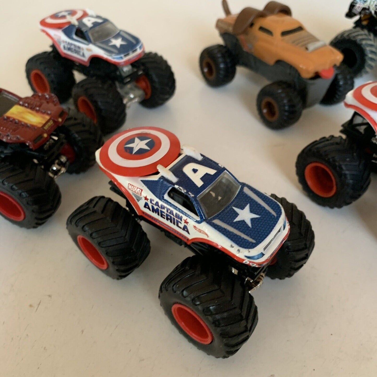 5x Monster Jam Truck Hot Wheels Trucks Mattel