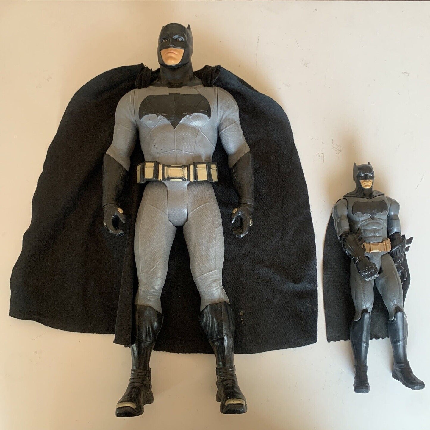 2x Batman Action Figure - Jakk Pacific 2015 19" 48cm + Mattel 11" 28cm