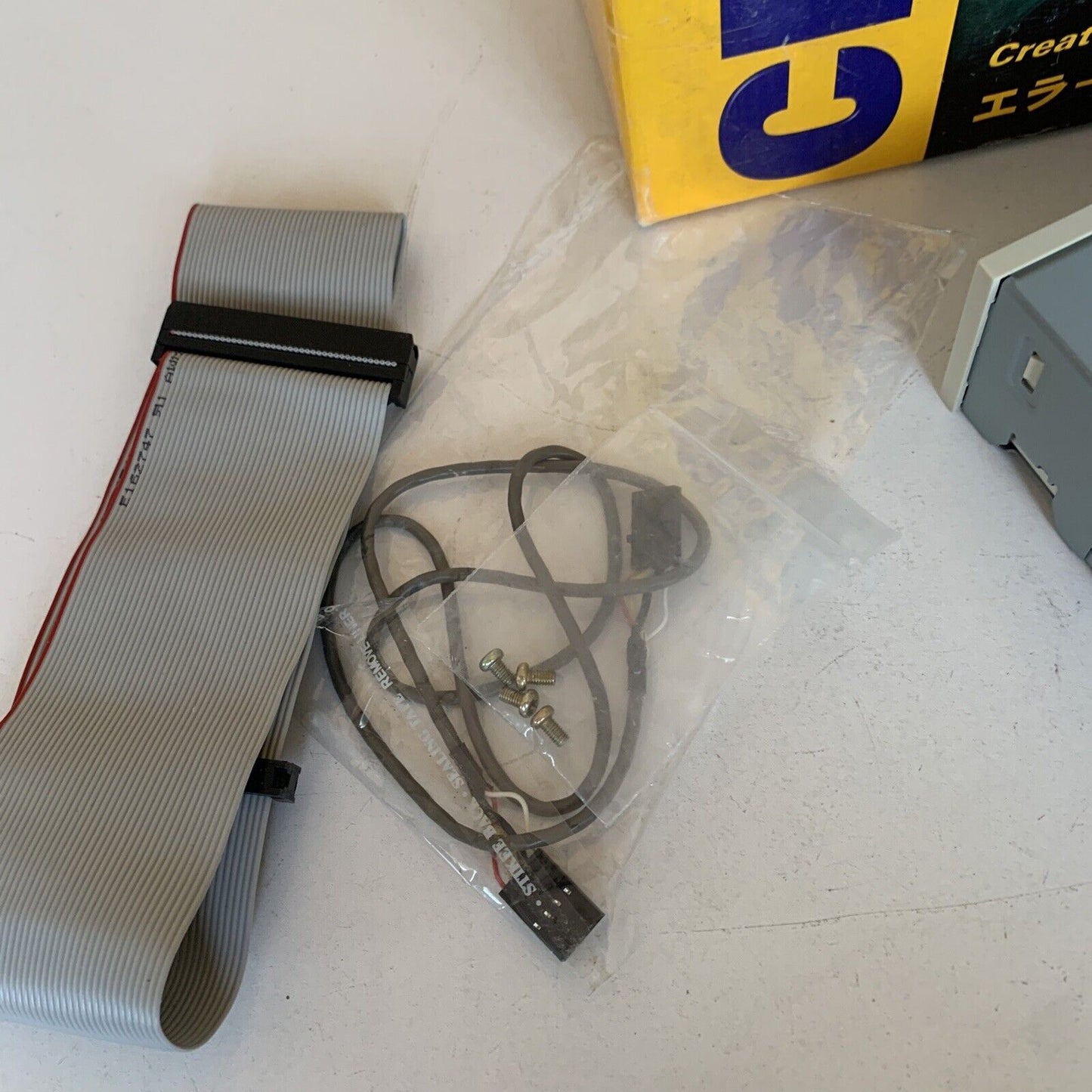 Creative CD-RW Blaster 16x10x10 Internal IDE RW1611E