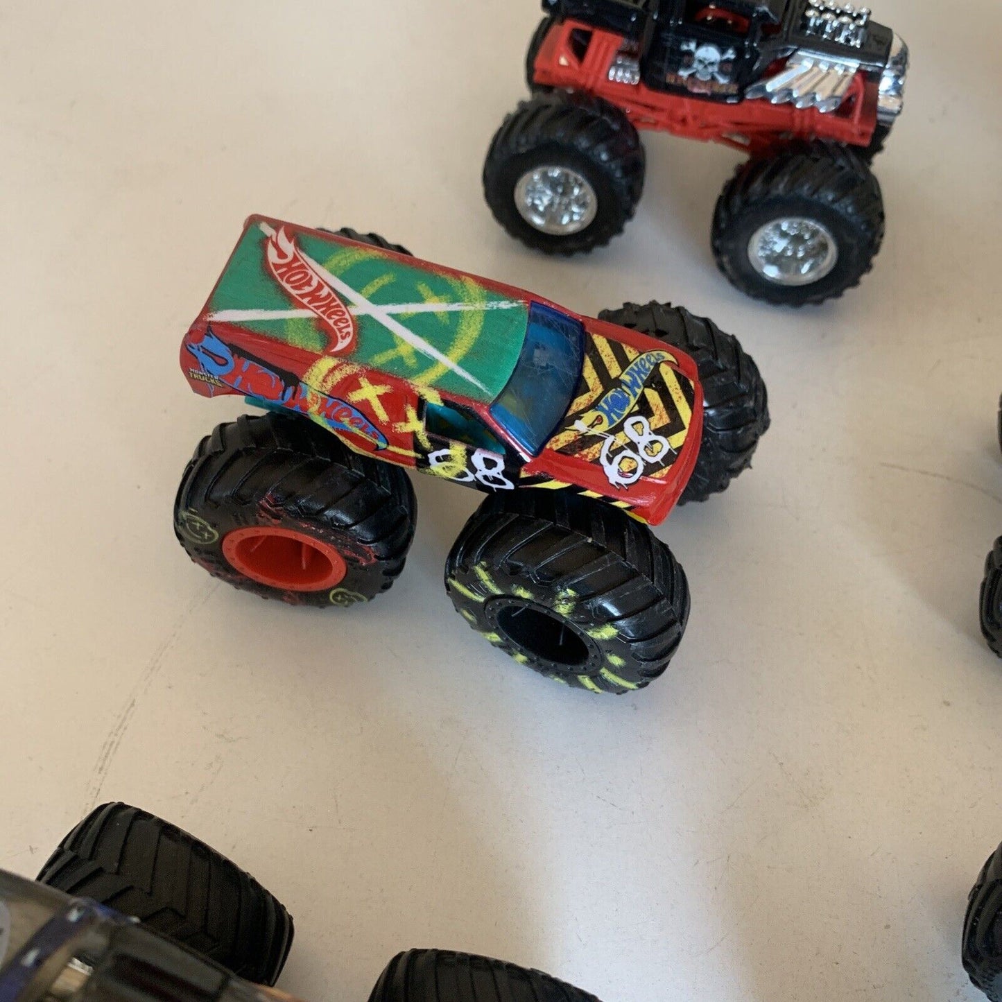 8x Mattel Hot Wheels Monster Trucks