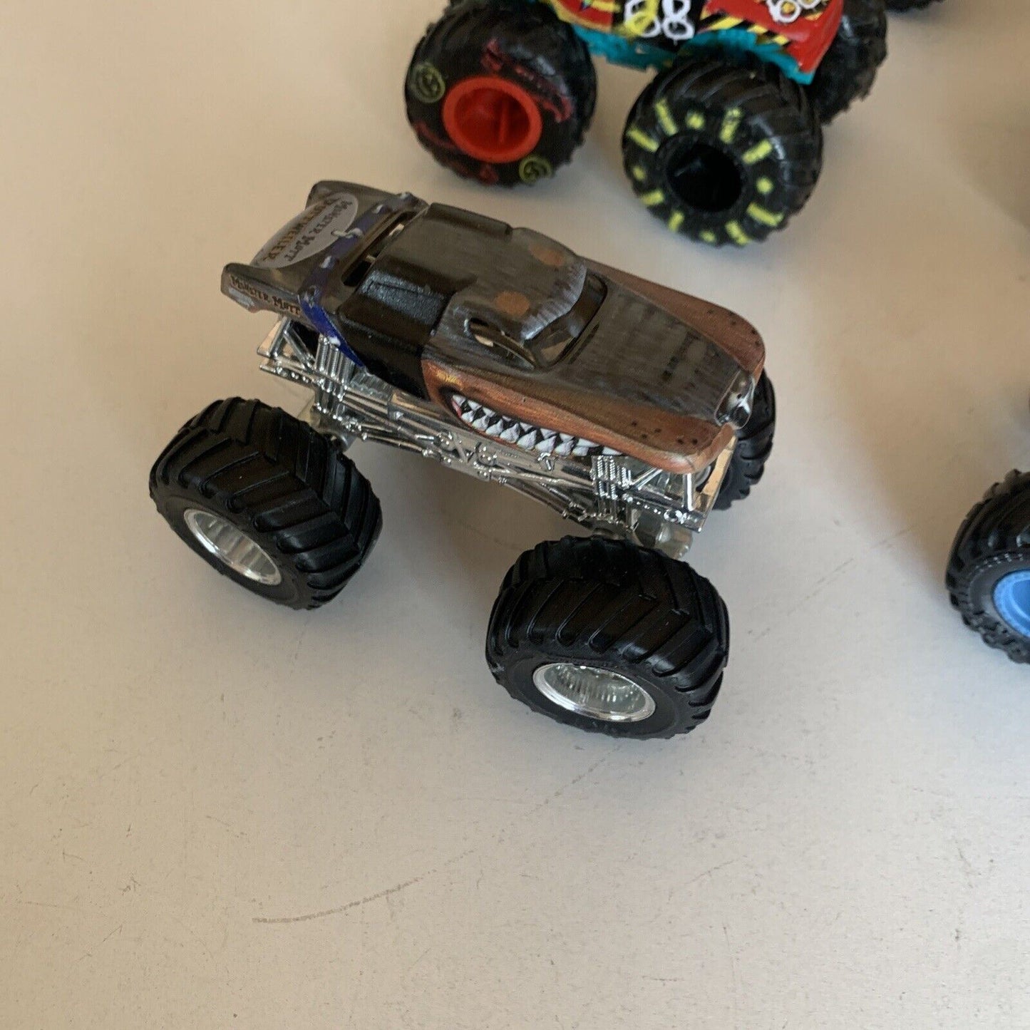 8x Mattel Hot Wheels Monster Trucks