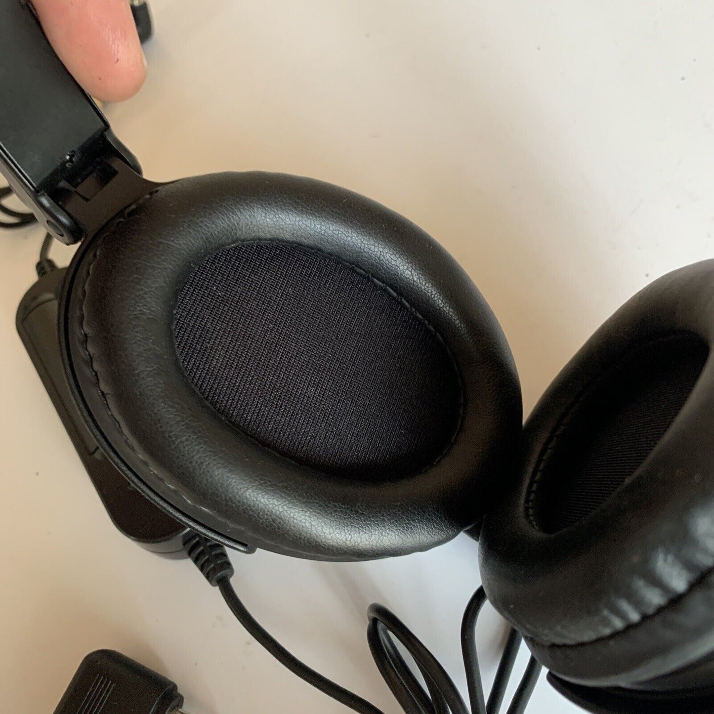 Maxwell Noise Cancelling Headphones NC-11 3.5mm plug *Right Speaker not working