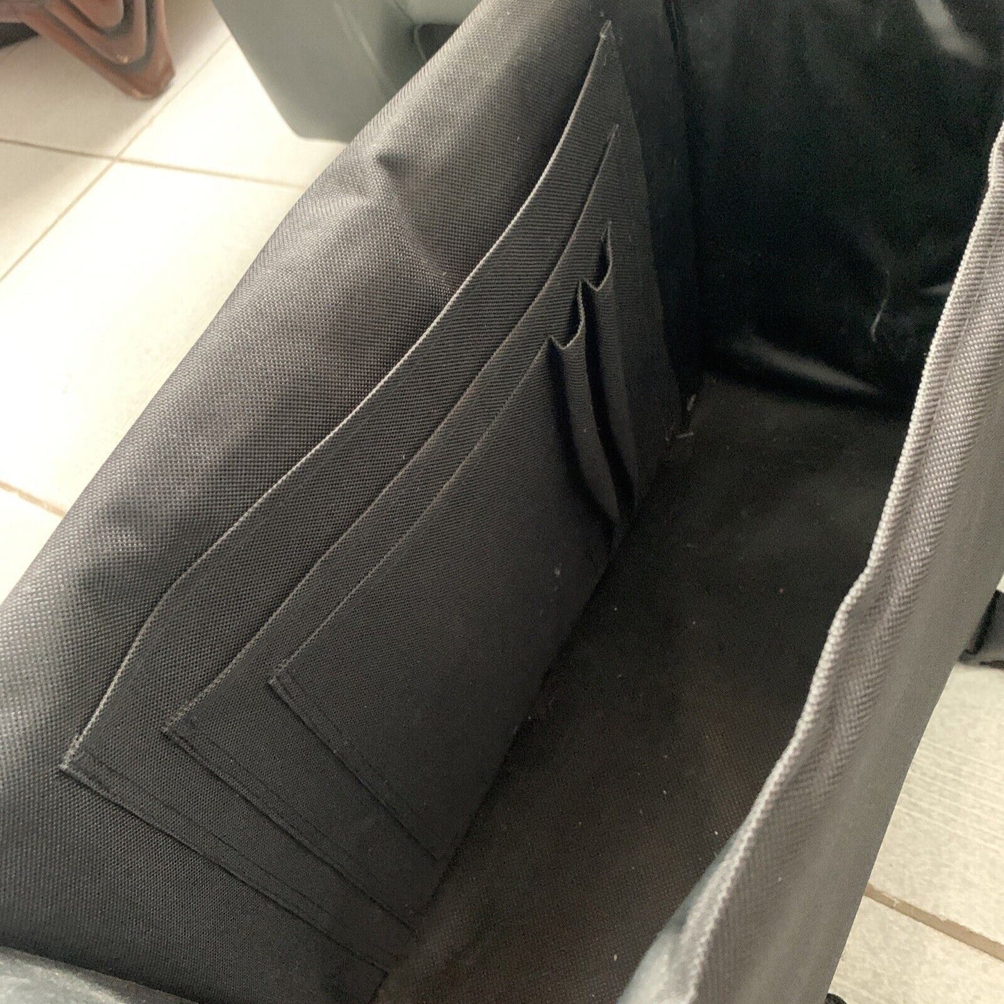 Official Emirates CAE Fight Training Bag