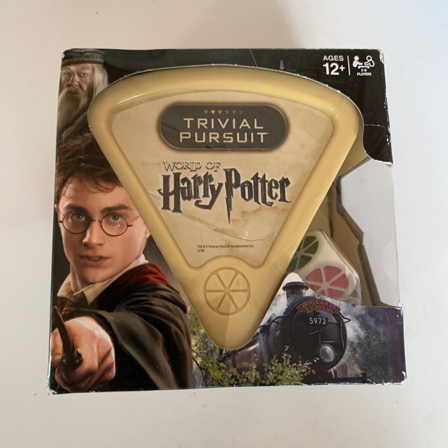 *New Sealed* Hasbro Harry Potter Trivial Pursuit 2016 Board Game