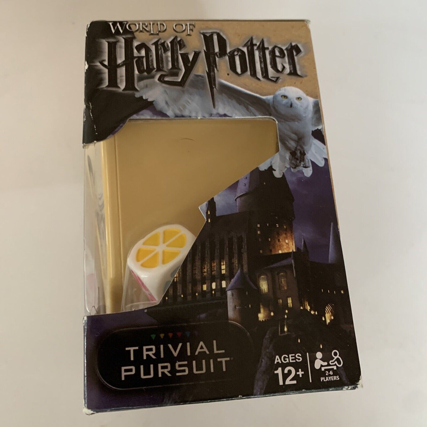 *New Sealed* Hasbro Harry Potter Trivial Pursuit 2016 Board Game